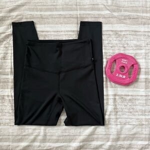 💪🏻 Marika Black Medium Sleek High Waisted Leggings